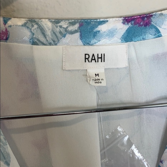 RAHI | Puff-sleeve Peplum Top In Blue Floral - Picture 5 of 8
